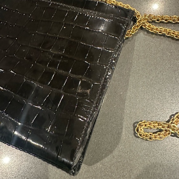 Vintage St. John Black crocodile patent leather clutch or purse. - Picture 4 of 12